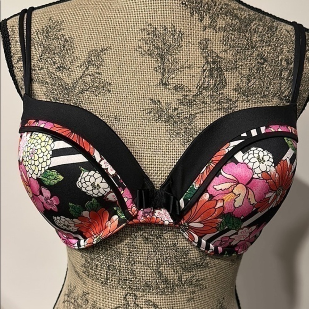 Victoria’s Secret Floral Black and Pink Women's lined Demi push-up Bra 34DD